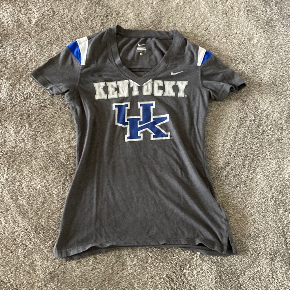 Woman’s Kentucky Wildcats Nike T-Shirt